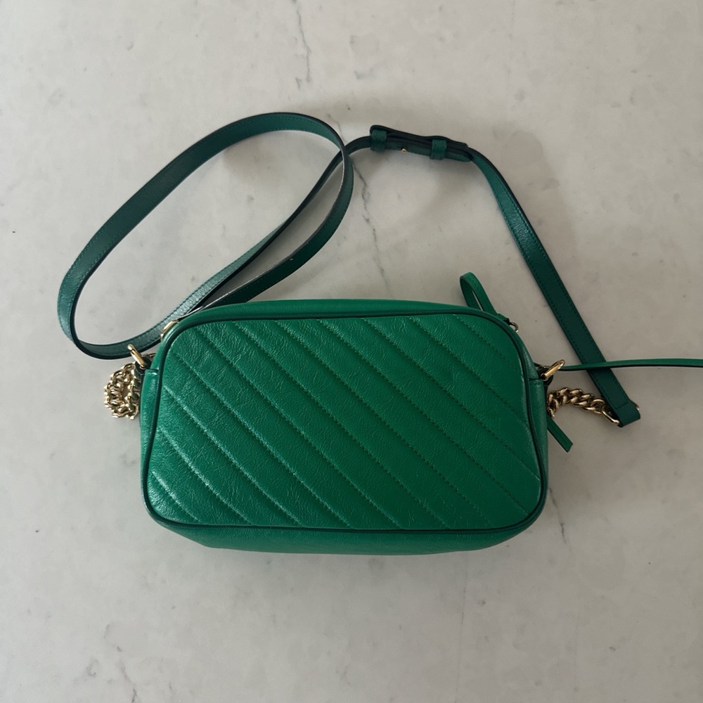 Authentic Gucci Marmont GG Green Gold Camera Bag Small - Picture 2 of 6
